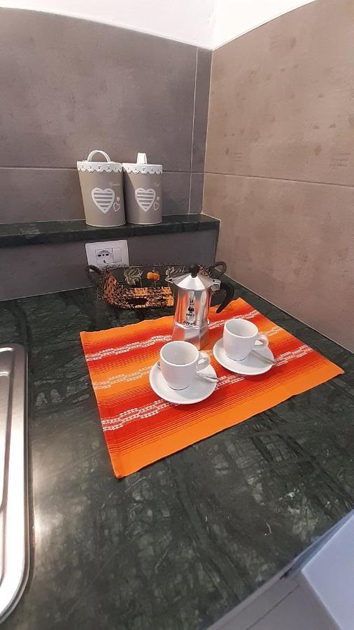 Bed and Breakfast On The Road Telti Exterior foto