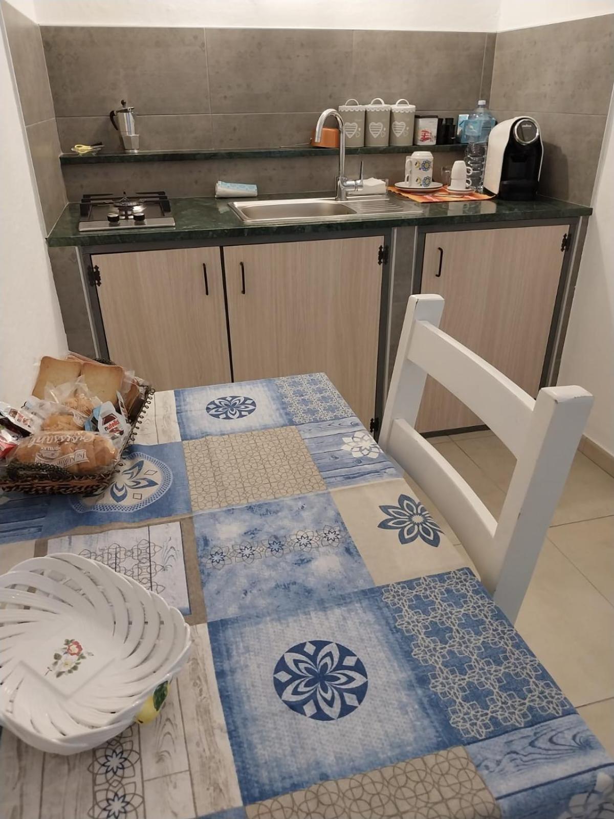 Bed and Breakfast On The Road Telti Exterior foto